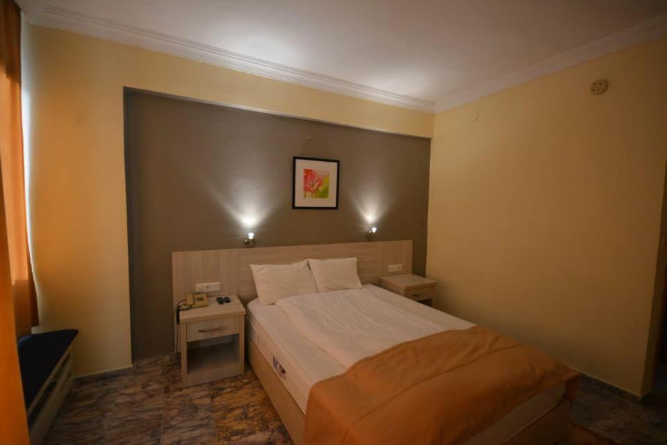 Native Hotel Ovacık Extérieur photo